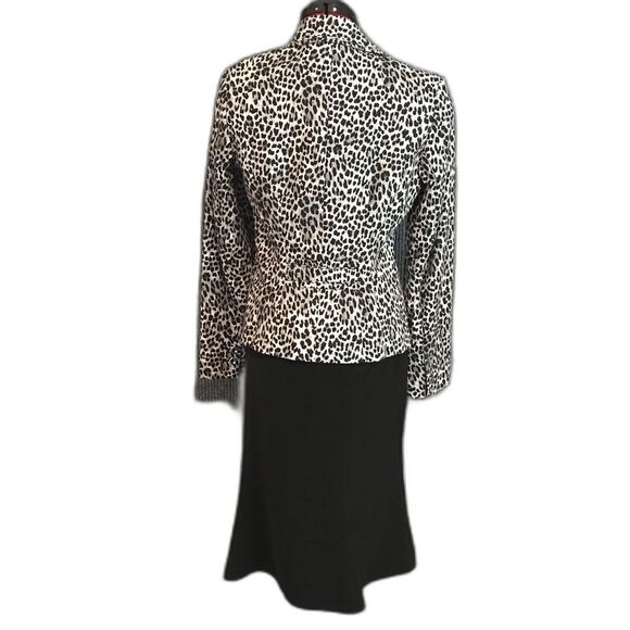 WHBM Skirt Suit Size 6 Black & Grey Animal Print 2-Piece Set Skirt & Blazer - Picture 3 of 9
